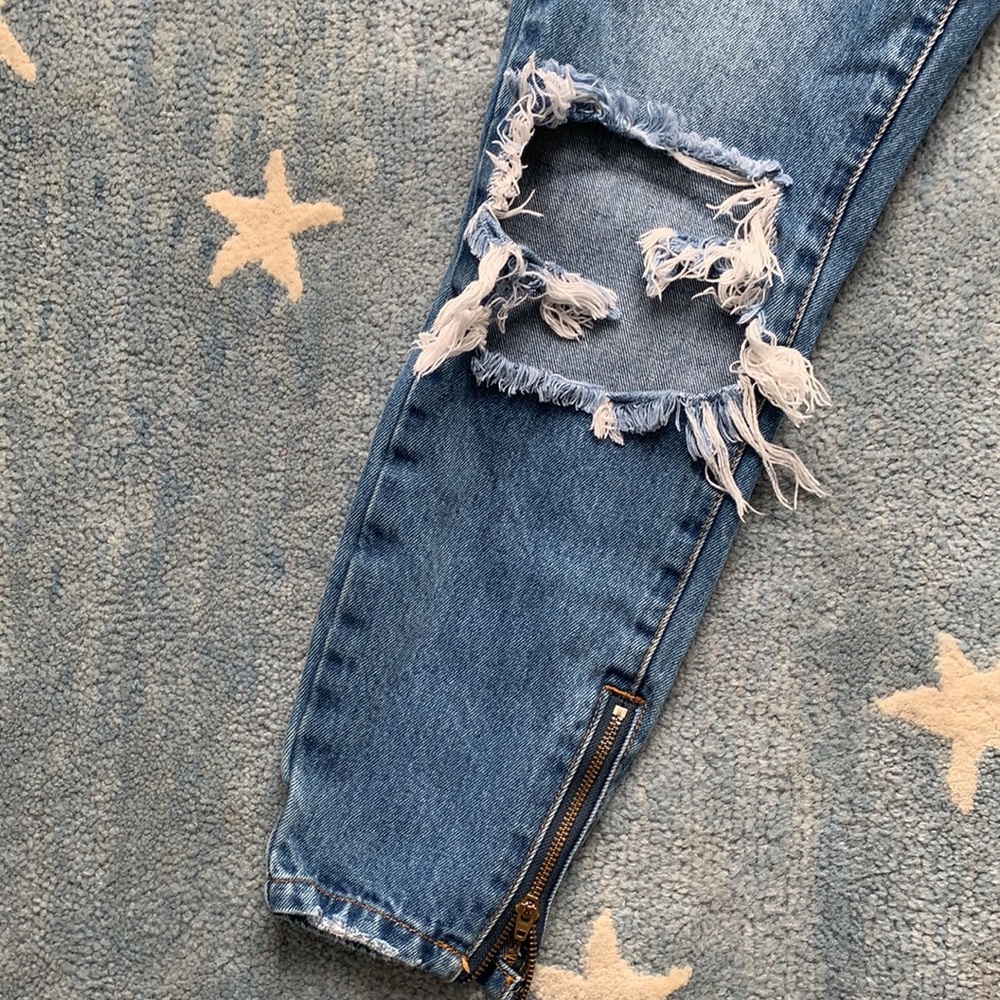 One Teaspoon Ripped Jeans - Picture 3 of 8